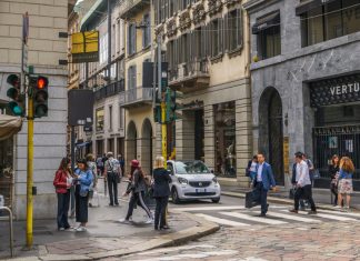 Sapete perché l’elegante Via Montenapoleone,a Milano,ha questo nome?
